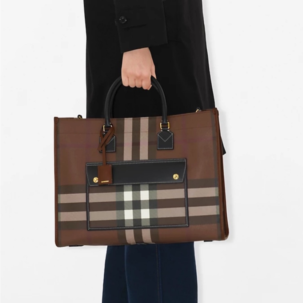 ✨ Burberry Bag MD Freya Tote Bag CL5 ✨** - Picture 16 of 17
